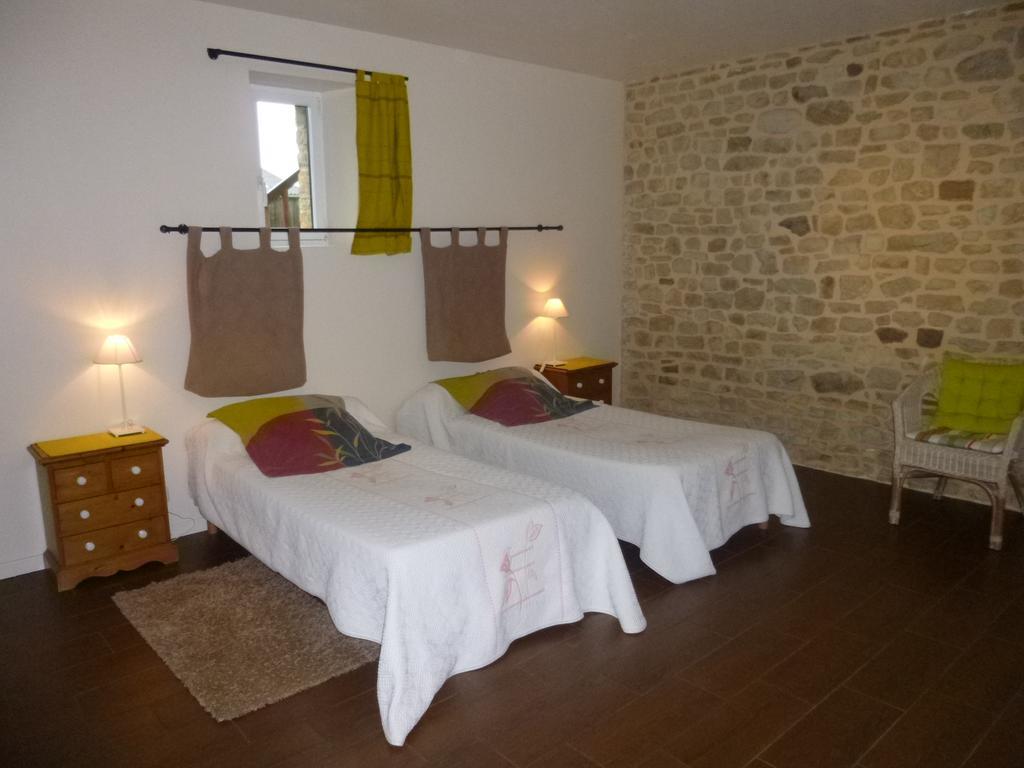 Chambres D'Hotes De Celine Et David Gahard Exterior foto